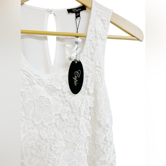Embroidered Floral Crochet Lace White Tank Blouse Size Small NWT - Picture 2 of 5